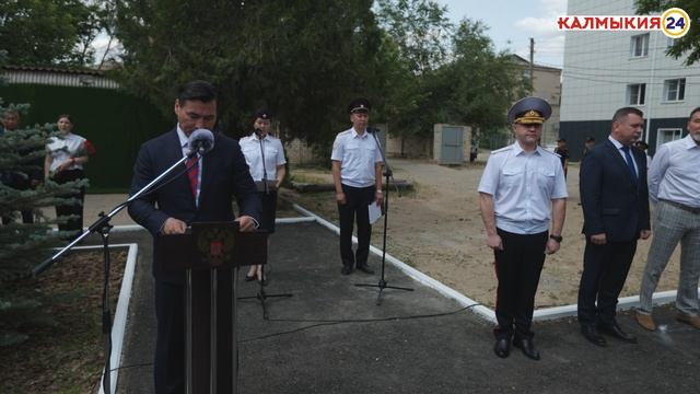 В Элисте открыли памятник Владимиру Улановичу Илишкину.