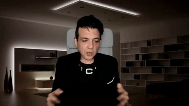 Шоу окончено. Что это было и кто оплатил пиар акцию Греты Тунберг? Интервью с Романом Каплун