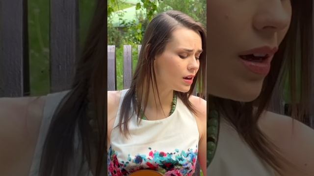 «Одни не поймут, не услышат другие...» 
Стихи С.Надсона.Муз.А.Шестерниной.Исполняет Анна Шестернина