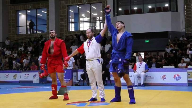 Россияне выиграли медальный зачет Кубка мира по самбо