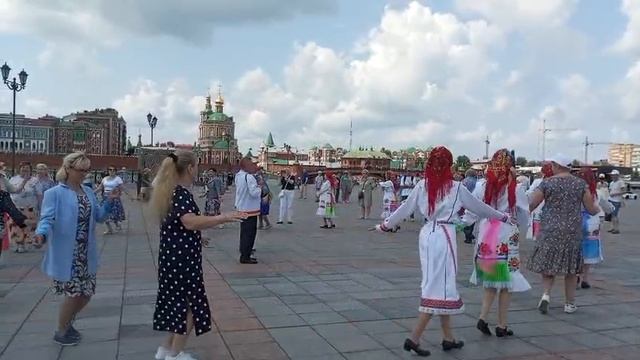 Ныжыл Сем фольклёрный ансамбль