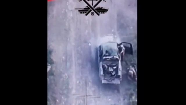 Купянское направление. Операторы FPV-дронов уничтожают пикап ВСУ