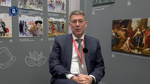 Алексей Юхнин дал интервью на стенде факультета права НИУ ВШЭ (ПМЮФ-2025)