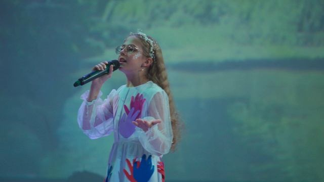 «Берегите Землю». Исп. Полина Тютюлина