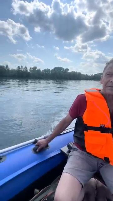 Работа мотора Ветерок 8 с Микропроцессорным зажиганием Veterok 2.0 на воде