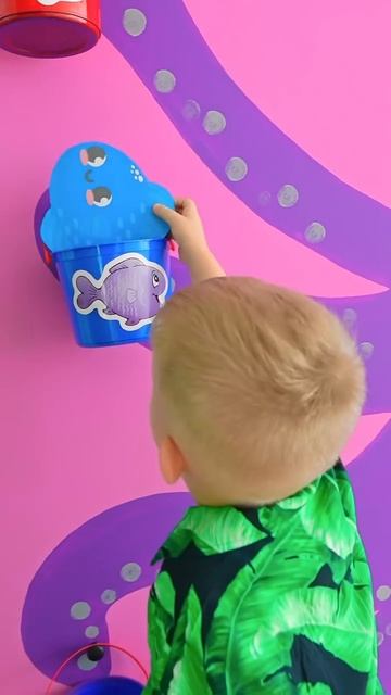 Рома и Диана Веселый цветной челлендж с Оливером и Ромой