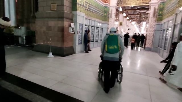 Наши незрячие смогли посетить могилу пророка. Алхамдулиллях