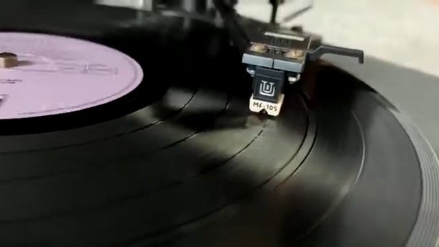 Вега 122С через усилитель Rotel.