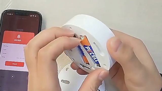Детектор чадного газу та диму WIFI, від батарейок G-03 / Бе?
