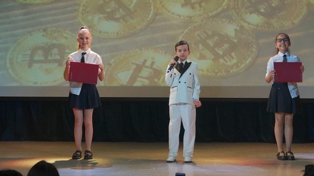 «Миллионер». Исп. Кирилл Кошелев