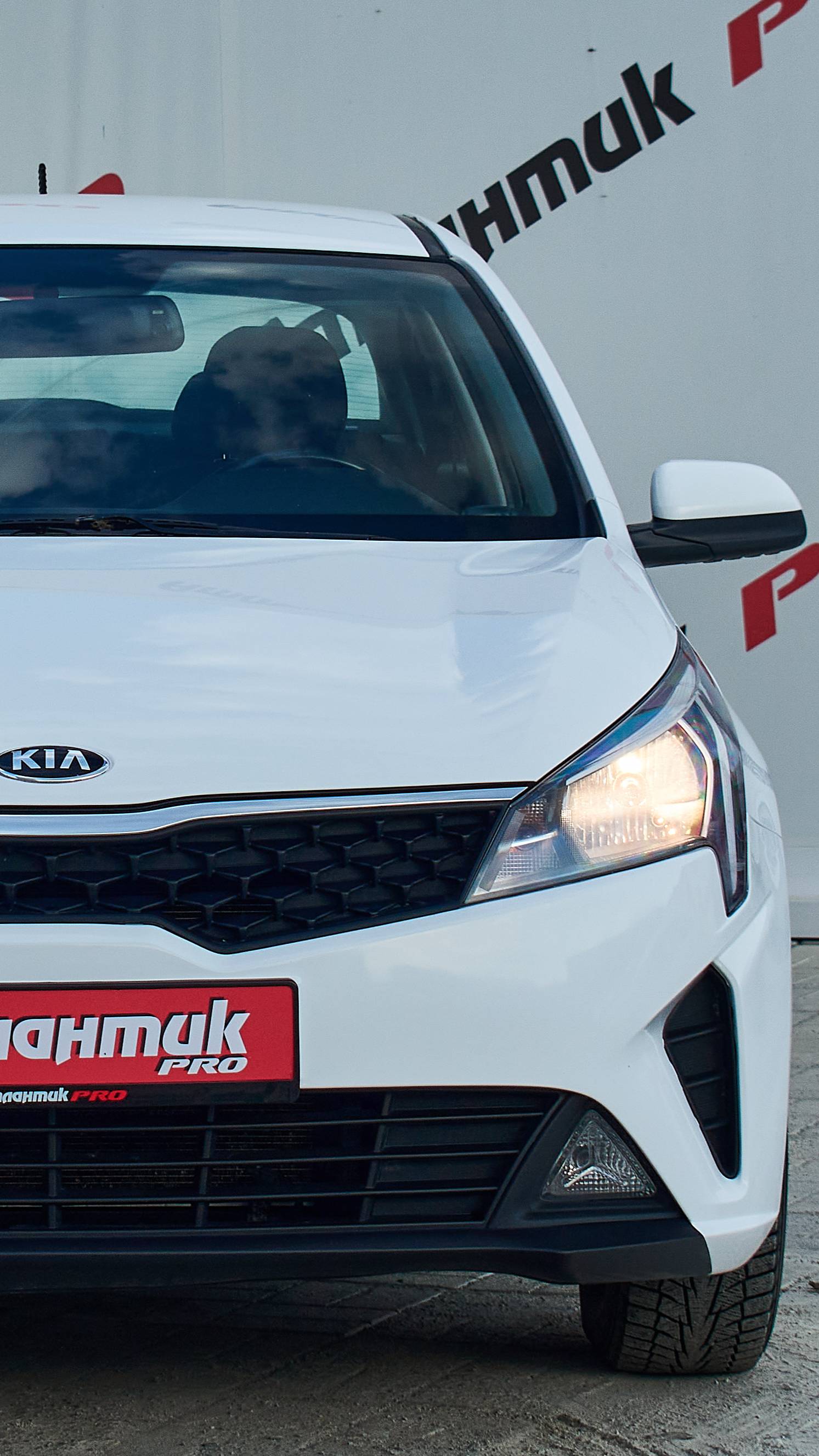 Обзор на Kia Rio Седан 1.4 AT 2021г