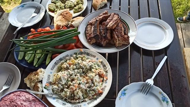 ДАЧНЫЕ БУДНИ КАК ОНИ ЕСТЬ... БЕЗ ФИЛЬТРОВ 🐓🐝🔥

#дача #огород #жизньзагородом