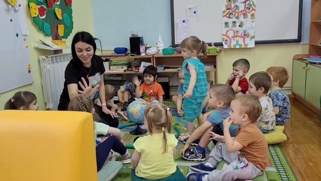 Видео занятия с малышами "Мы живем в России"