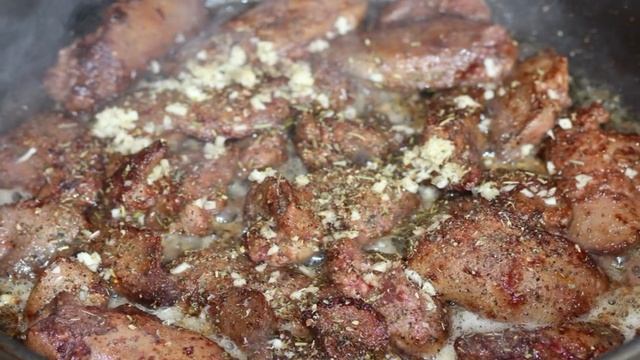 Cалат с печенью и апельсинами