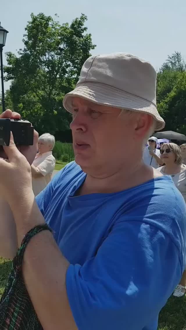250608 Троица Геннадий Горин река Орлик Сквер Дворянское Гнездо Народные гуляния Эстрада город Орёл