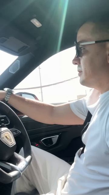 Я и Ламборгини" – мечта или реальность?  Пристегнись и погрузись в мир роскошных тачек!