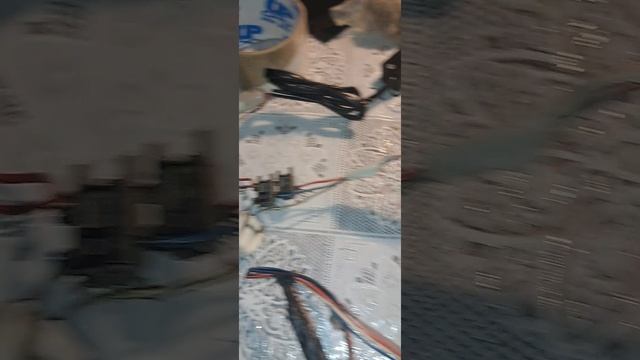 Опция дилера Toyota. Подсветка ног и замка. Комбо. На столе.