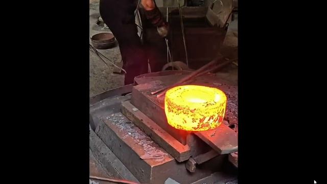 горячая ковка кольца