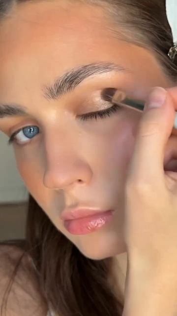 Наряжаемся, красимся и красиво выходим покорять день ✨#TRIXYBEAUTY
