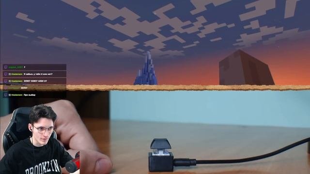 МАКЛАКСОН СМОТРИТ: 😱Я Прошел Minecraft ОДНОЙ Кнопкой!