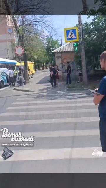 НЕ ПОДЕЛИЛИ ДОРОГУ: на 20 Линии столкнулись два автобуса и автомобиль. О пострадавших не сообщалось.