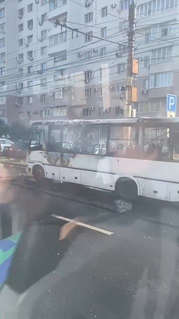 СГОРЕЛ АВТОБУС: по улице 20 лет Октября из-за технической неисправности вспыхнул 26 автобус.