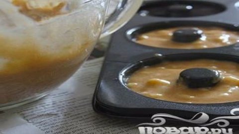 Банановые пончики с арахисовой глазурью