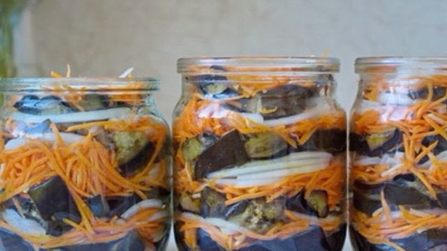 Баклажаны с морковкой и луком на зиму