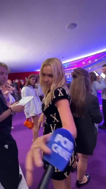 #рудковская всем показывала «лисьи глаза» мужа — теперь обижается на вопросы #юмор #плющенко