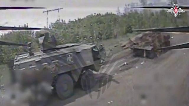 Уничтожение БТР Sisu XA-180 ВСУ специалистами Центра Рубикон