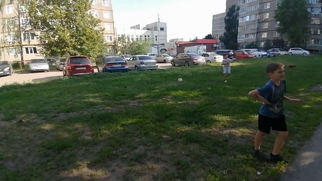 Играем в футбол