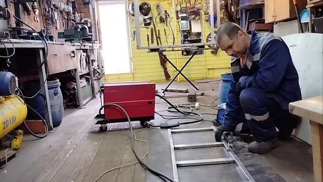 уличный стол с мойкой из нержавейки