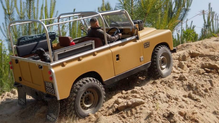 Boomracing BRX Land Rover Series - Внедорожники на радиоуправлении.