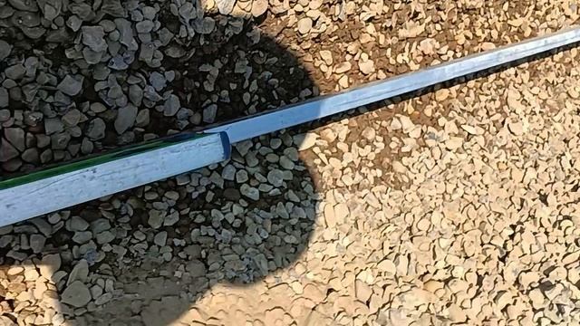 3 часть. Два см на метр! Монтаж рыжей трубы в подушку фундамент