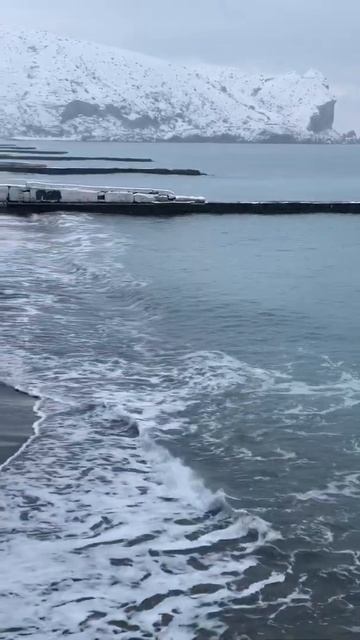 Чёрное Море в Крыму Зимой