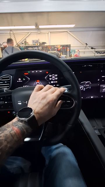 Руль от Chery установили в Exeed VX