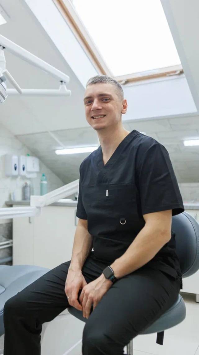 Видео-визитка врача Бондаренко Д.Ю.