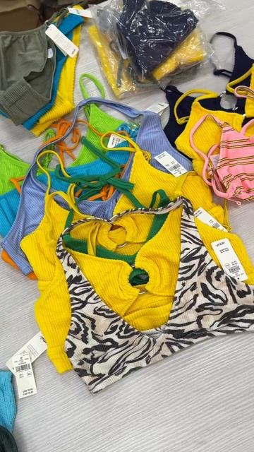 👙НОВОЕ ПОСТУПЛЕНИЕ КУПАЛЬНИКОВ
- Модные фасоны;
- Высокое качество;
- Выгодные цены.