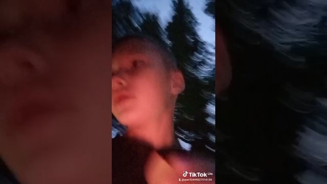 пробую конфетку