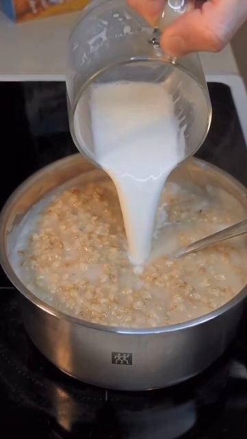 Овсяная каша на завтрак