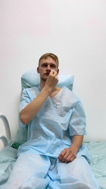 Пациент после операции по лазерной коррекции зрения в Волгограде. Центр хирургии глаза