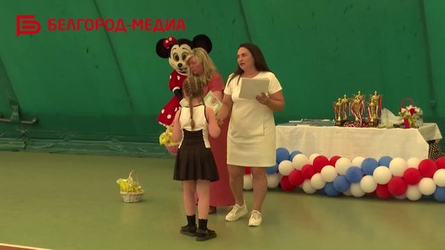 В Белгороде наградили юных игроков в теннис