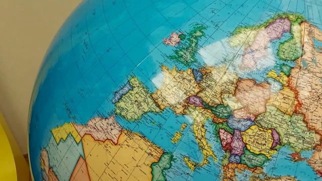 №7. Глобус фракции ЛДПР в Государственной Думе Российской Федерации. №1 (2)