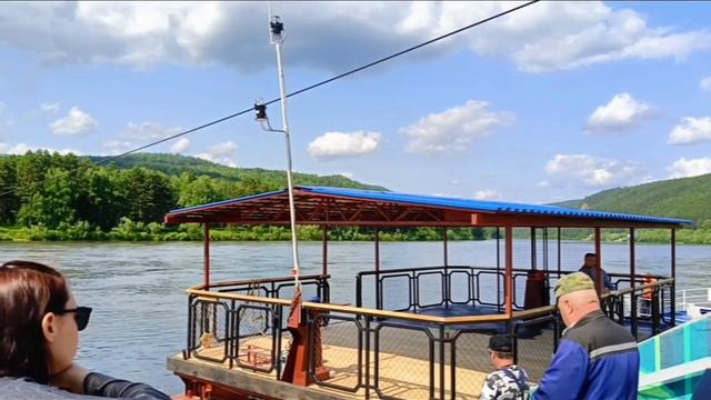 Новый паром.(10.6.25. Зеленогорск Красноярский край. Река Кан)
