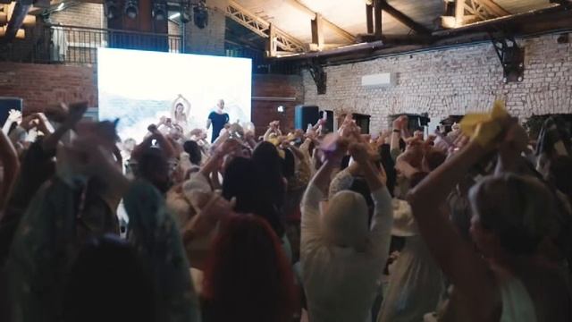 Живой ретрит "Богатая женщина" с Мари Котляровой