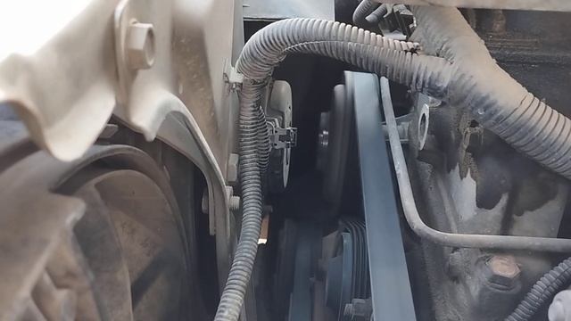 Помпа Hepu на шниве. Шкив стоит криво, шум подшипника