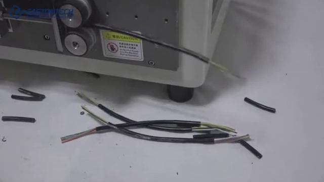 EASTONTECH EW-3030 Sheathed cable cutting Stripping Machine 1 - 10 mm