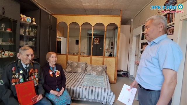 Тыыл, үлэ бэтэрээнэ Карл Морук 90 сааһын томточчу туолла