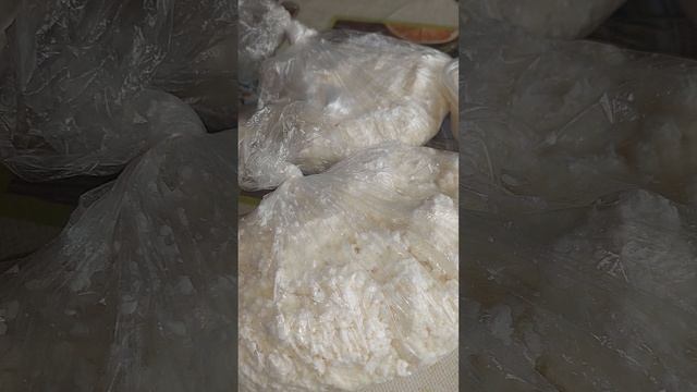 Распаковка. Творог и сметана.