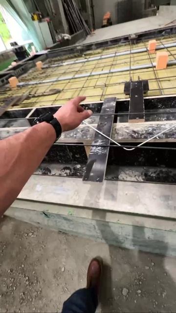 🏗️ Армирование железобетонной панели и диагональные связи для загородного строительства.